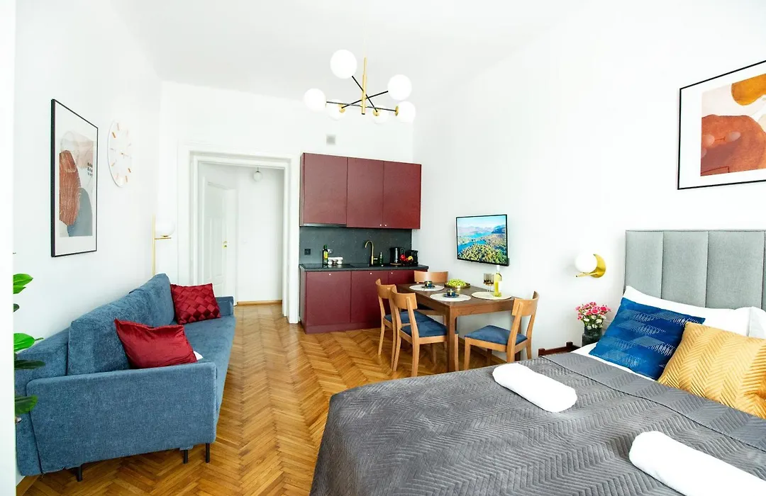 Unique Style Apartments Old Town - 25 Min From The Airport - By Homelike Krakow-1