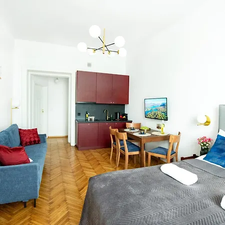 Unique Style Apartments Old Town - 25 Min From The Airport - By Homelike Krakow-3